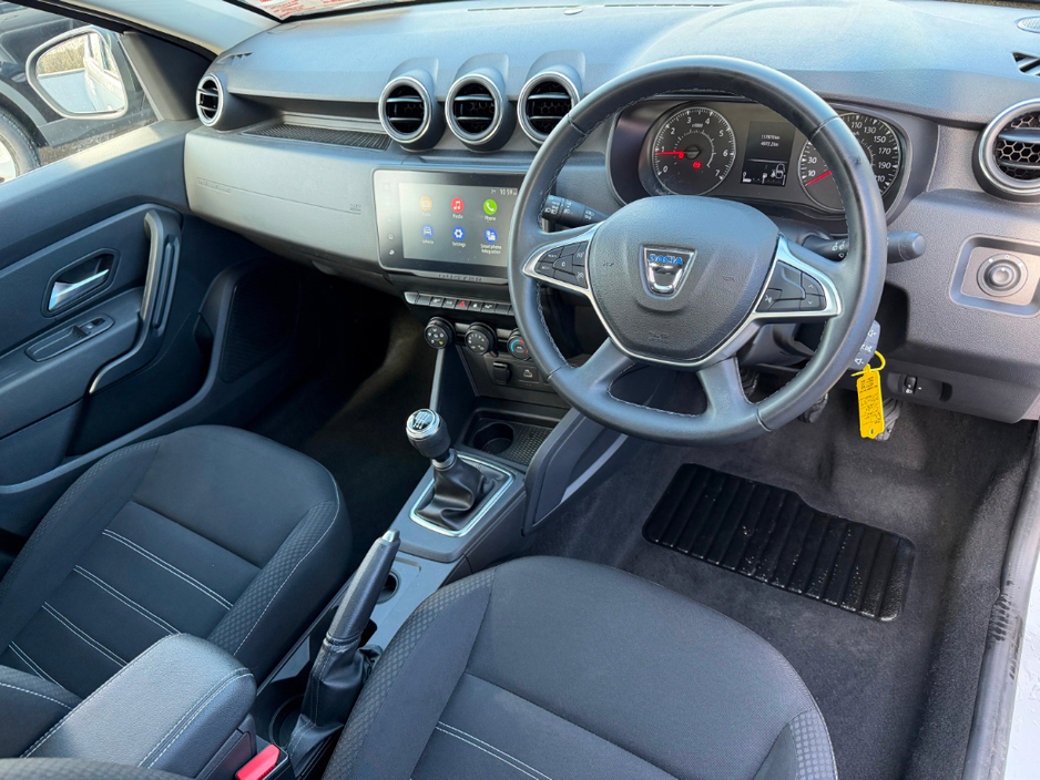 2022 Dacia Duster - image 11