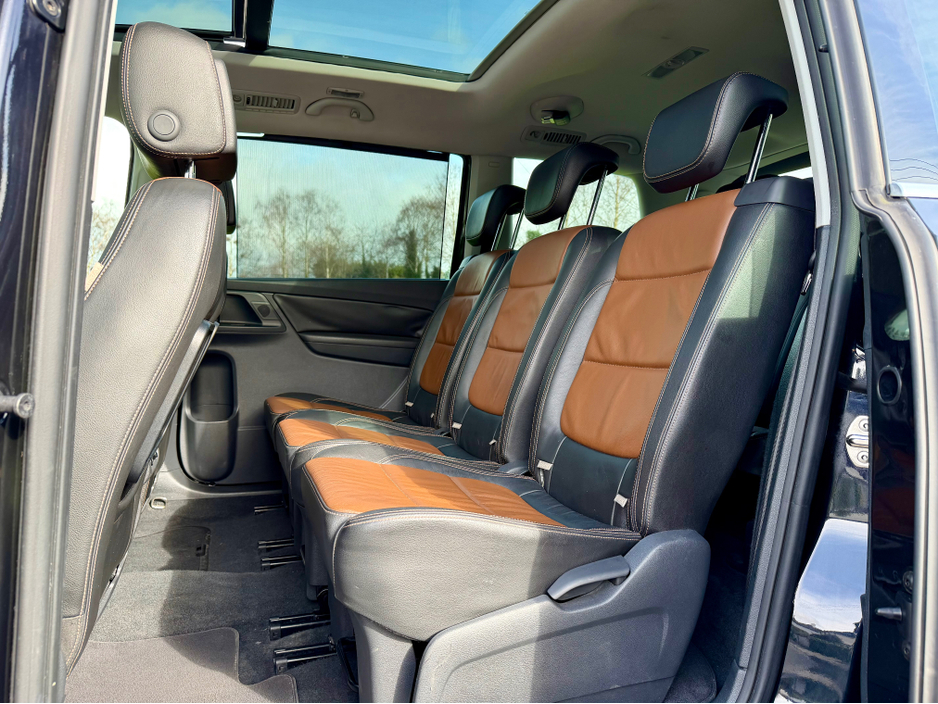 2014 Volkswagen Sharan - image 26