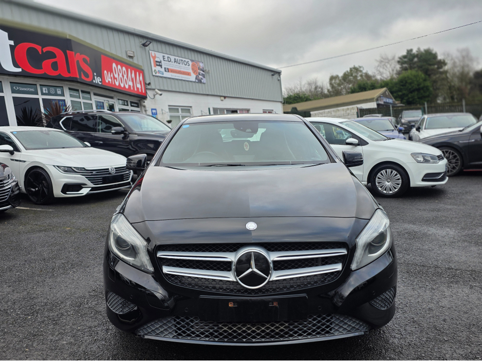 2015 Mercedes-Benz A Class A180 ONLY 38,105 KLMs SAT NAV PACK LEATHER TRIM SEATS INTERIOR HALF LEATHER SEATS / HI SPEC / SYSTEM LOW ROAD TAX BAND / SIMI DEALER €15,750