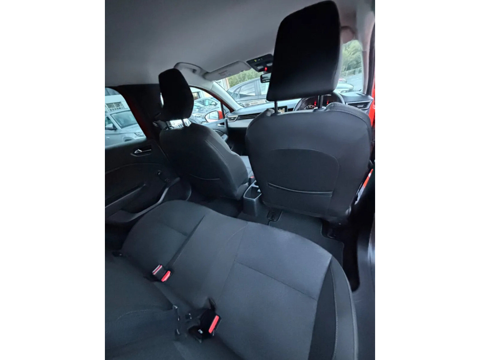 2022 Renault Clio Dynamique SCe 65 €14,000