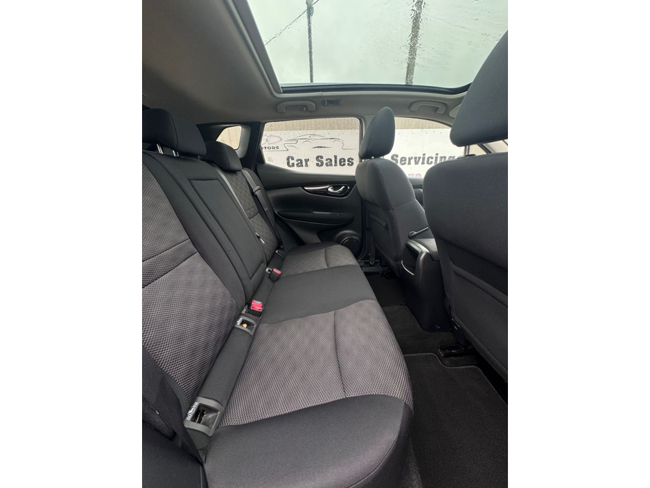 2015 Nissan Qashqai 1.2 DIG-T 115PS 5DR N-TEC+ €8,750