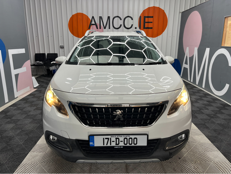 2017 Peugeot 2008 - image 6