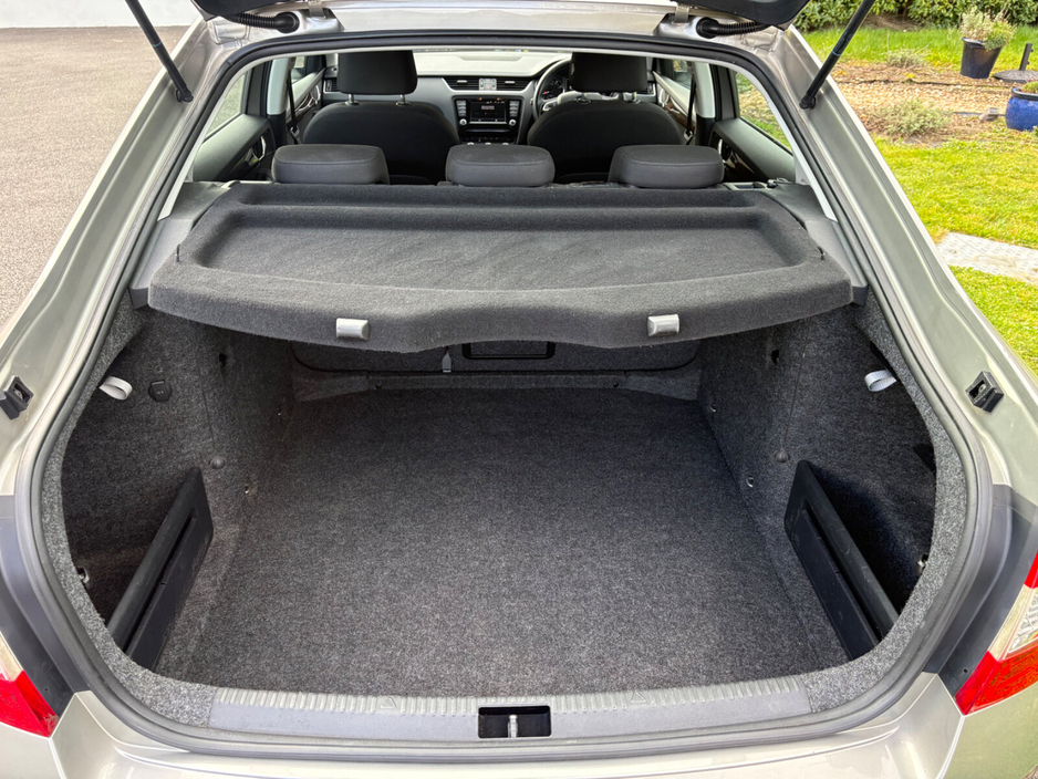 2016 Skoda Octavia - image 4