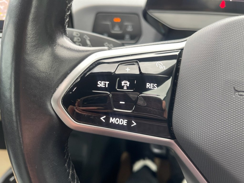2022 Volkswagen ID.3 Pro 58kWh Life Hatchback 5dr Electric Auto (145 ps)