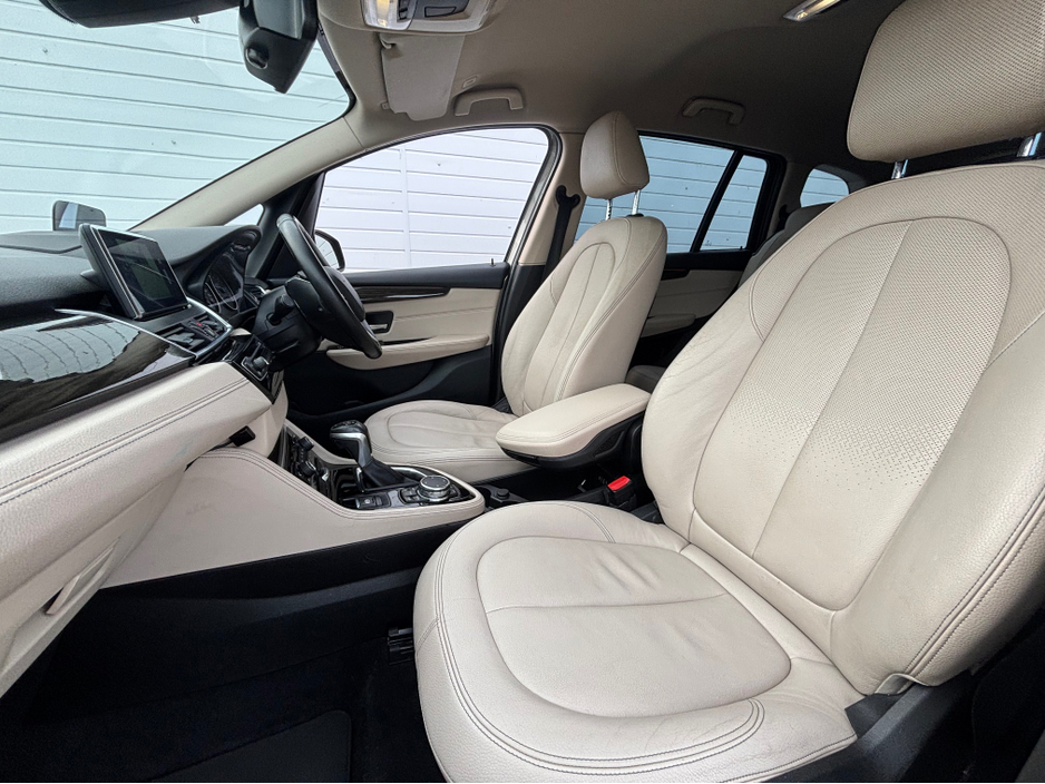 2015 BMW 2 Series - image 16