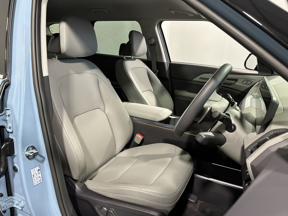 2026 Kia EV5 - image 10