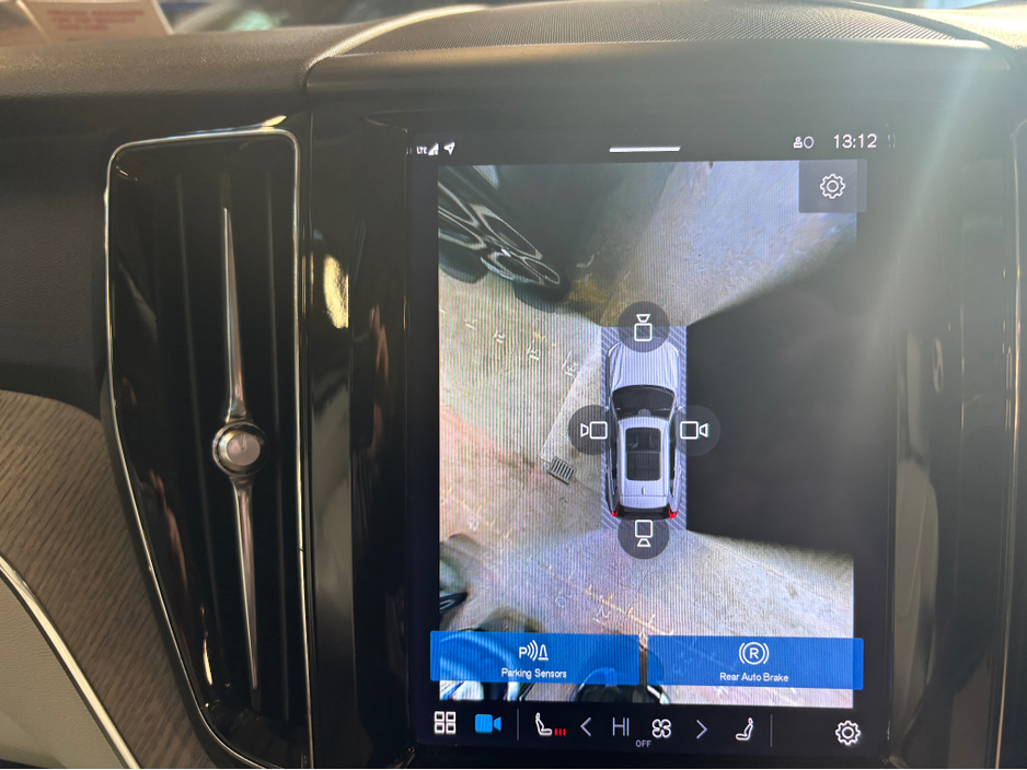 2023 Volvo XC60 T6 PHEV PLUS DARK AWD 5DR AUTO €39,750