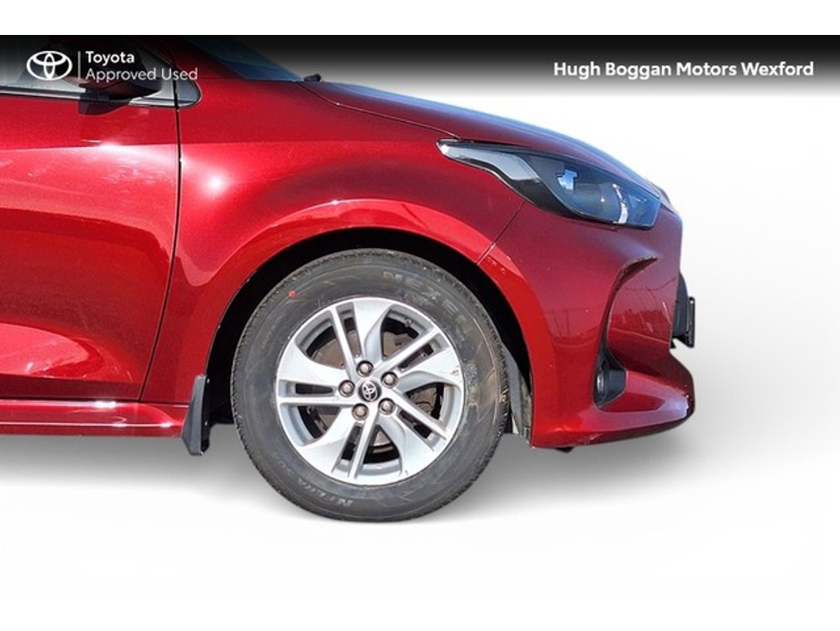 2021 Toyota Yaris - image 19