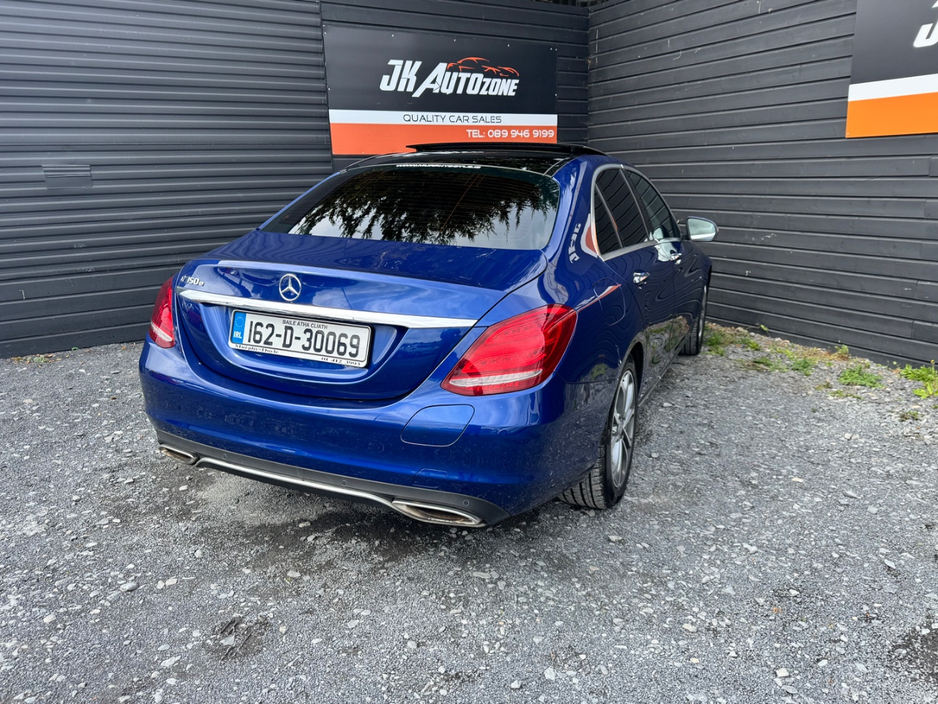 2016 Mercedes-Benz C Class - image 4