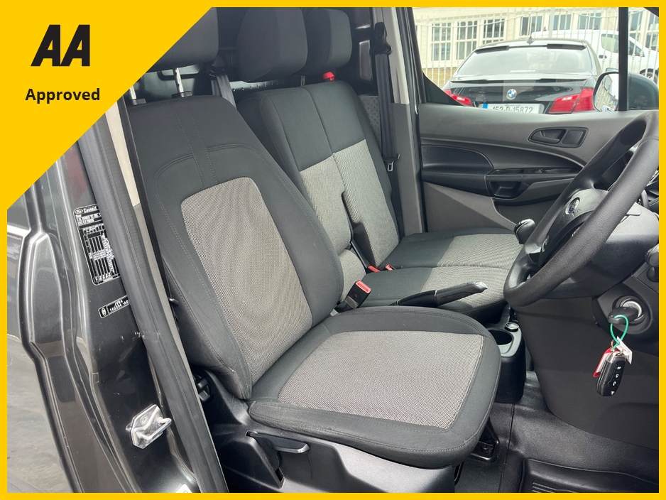 2019 Ford Transit Connect - image 7