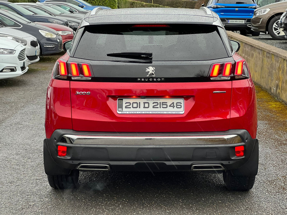 2020 Peugeot 3008 - image 6