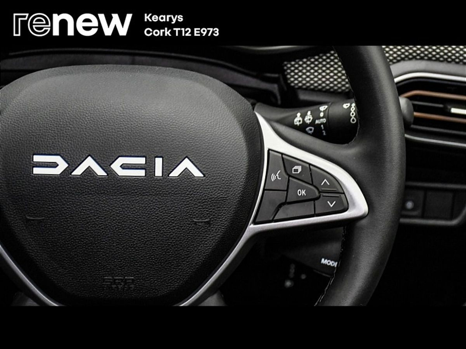 2026 Dacia Sandero Stepway Expression TCe 110 E06X