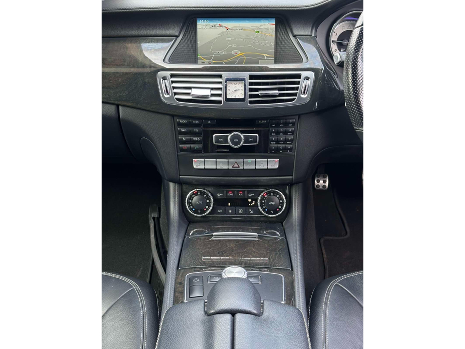 2013 Mercedes-Benz CLS Class - image 14