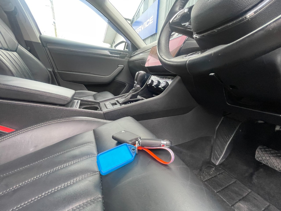 2021 Skoda Superb - image 19