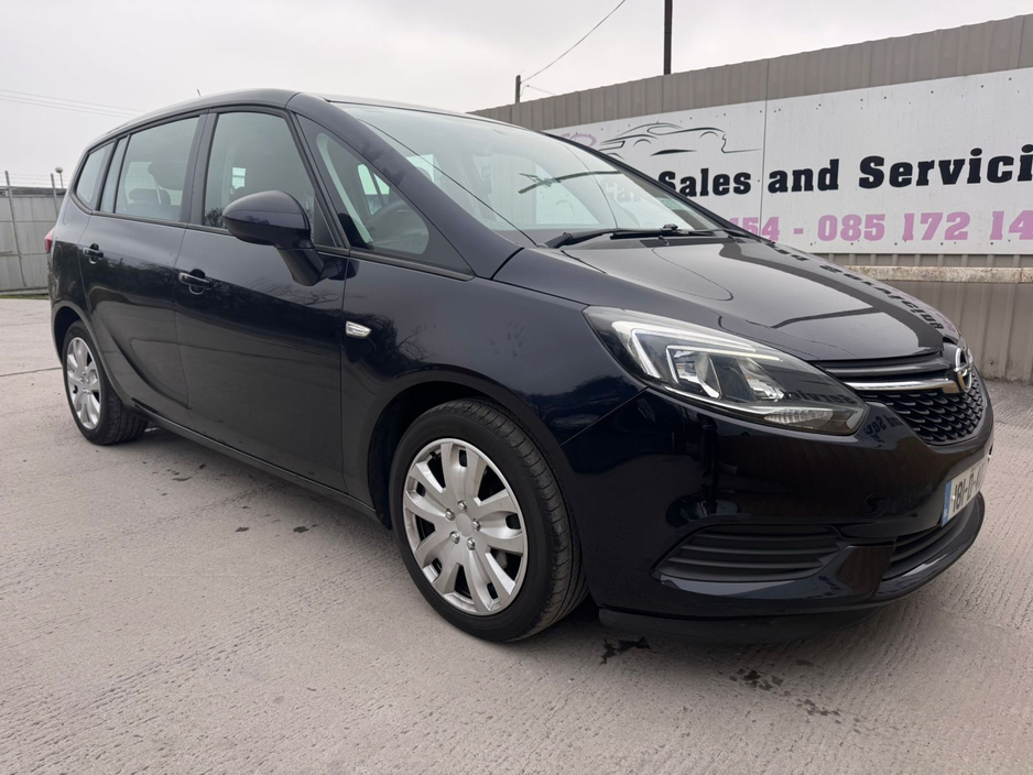 2018 Opel Zafira - image 6