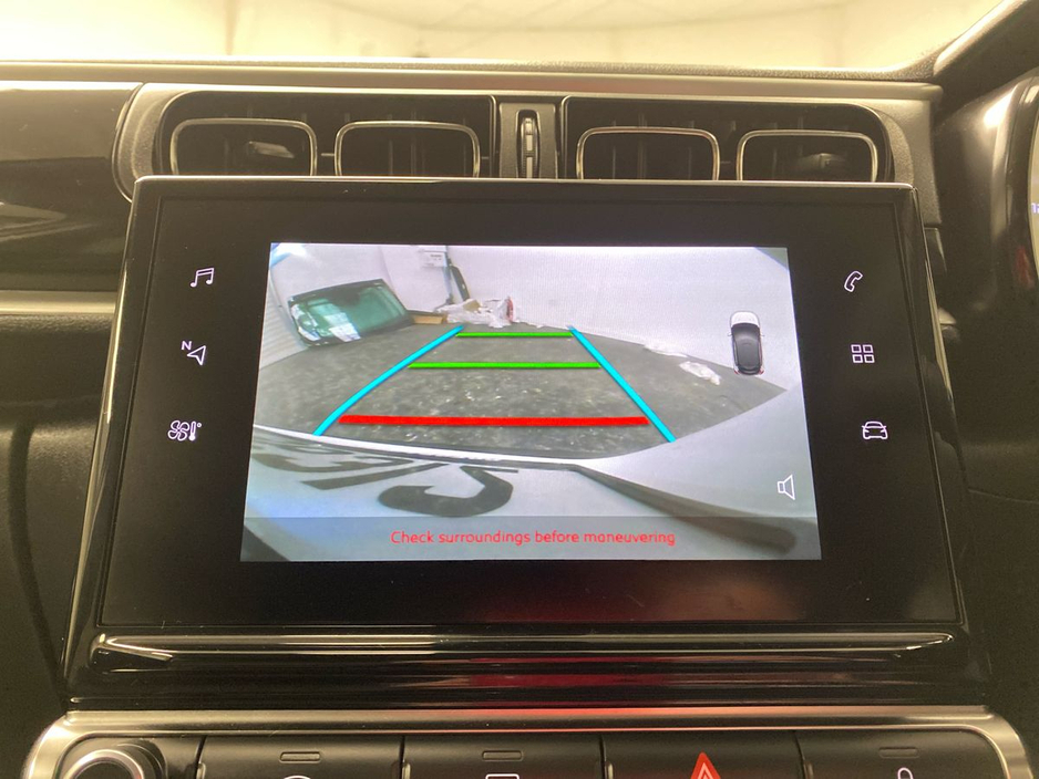 2023 Citroen C3 - image 16