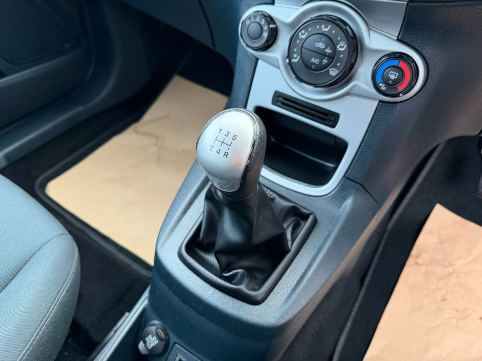 2012 Ford Fiesta 1.25 Edge Hatchback 5dr Petrol Manual (124 g/km, 59 bhp)