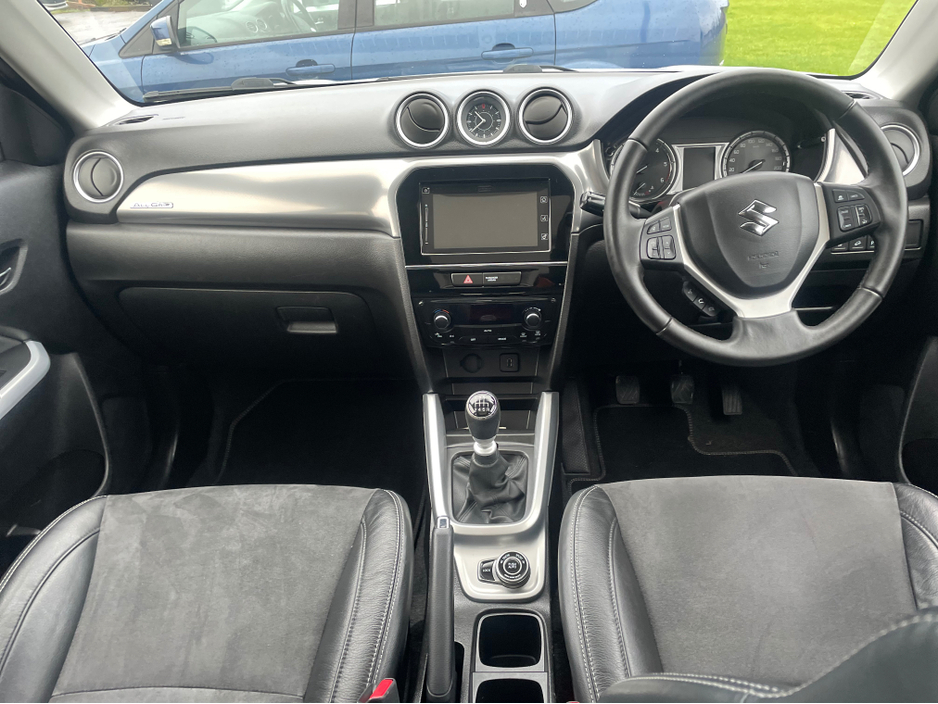 2018 Suzuki Vitara Glx