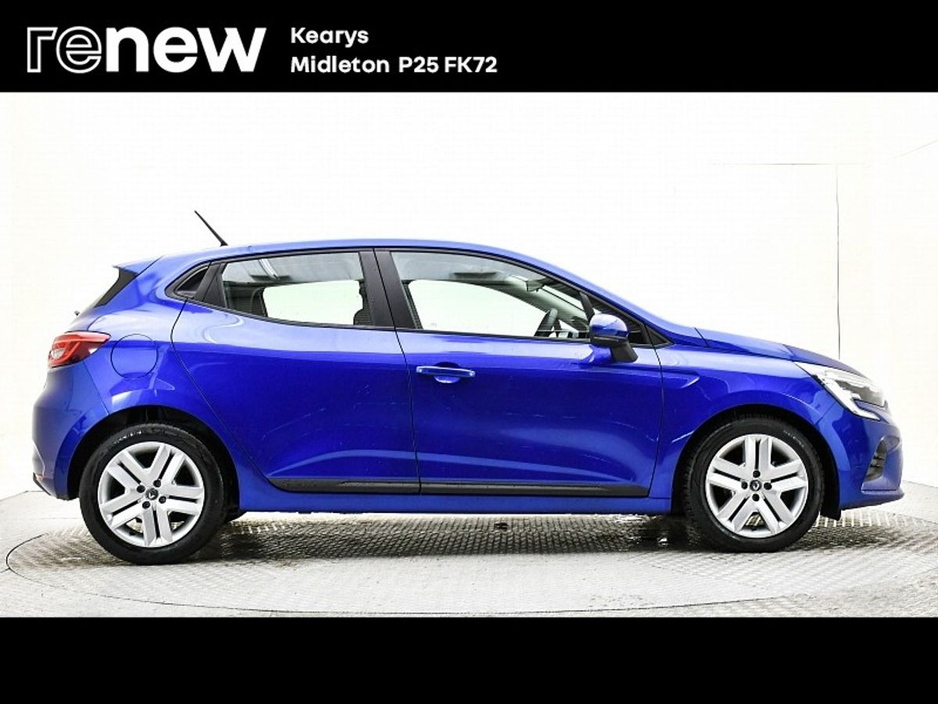 2022 Renault Clio Dynamique TCe 90 €15,990