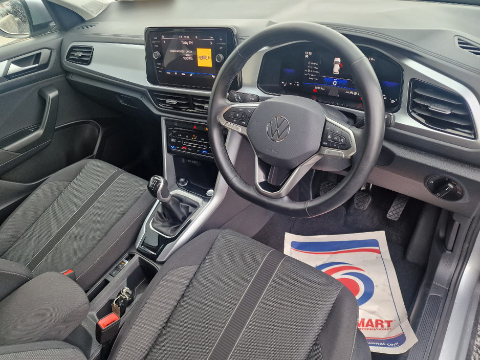 2024 Volkswagen T-Roc Spec ED 1.0tsi M6F 116HP €28,950