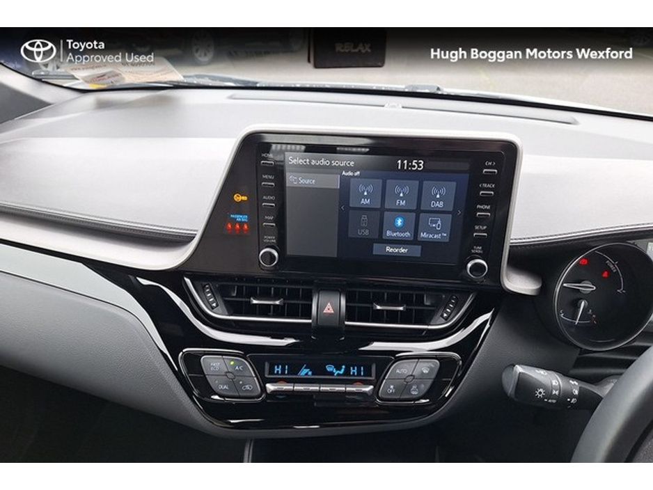 2023 Toyota C-HR - image 13