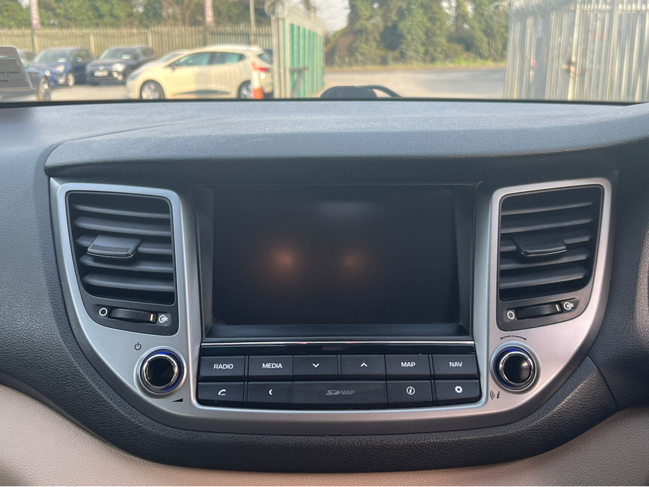 2016 Hyundai Tucson - image 16