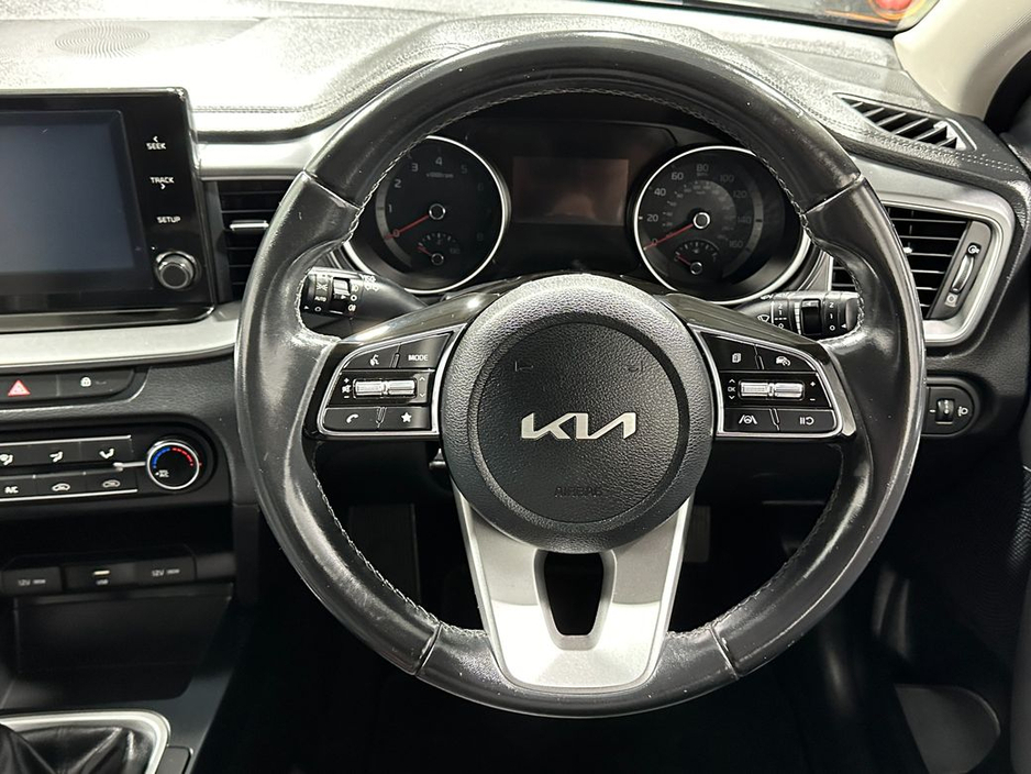 2022 Kia Ceed K2 1.0 Petrol €19,800