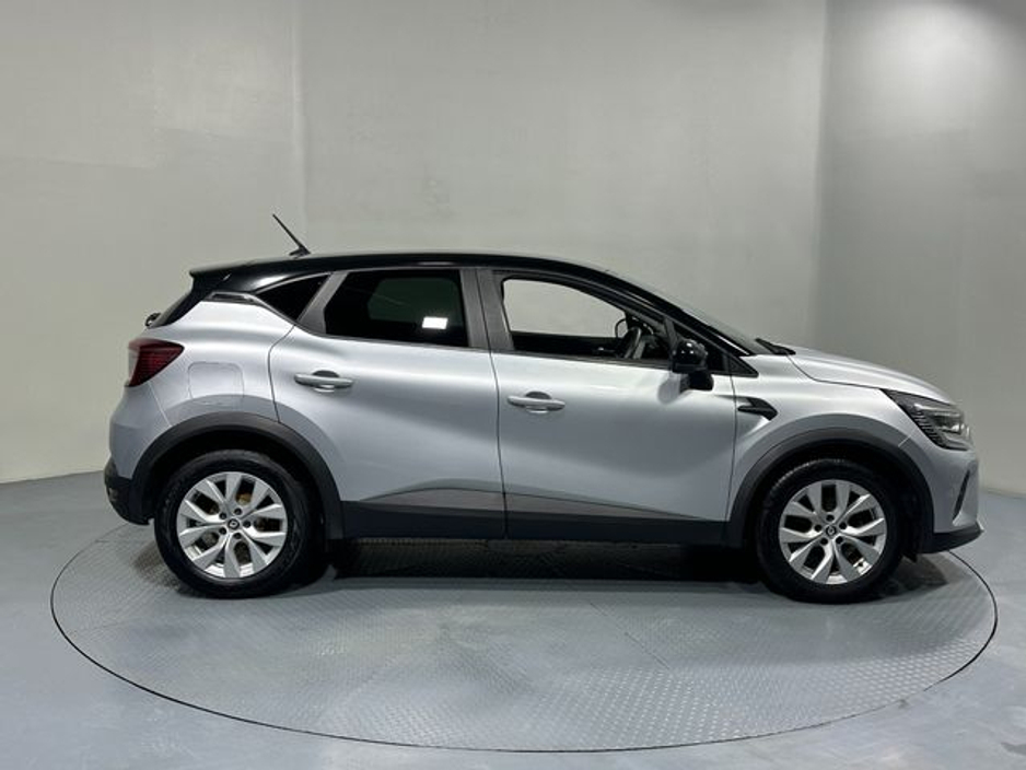 2022 Renault Captur Iconic Edition 1.0 Petrol 222 €20,750
