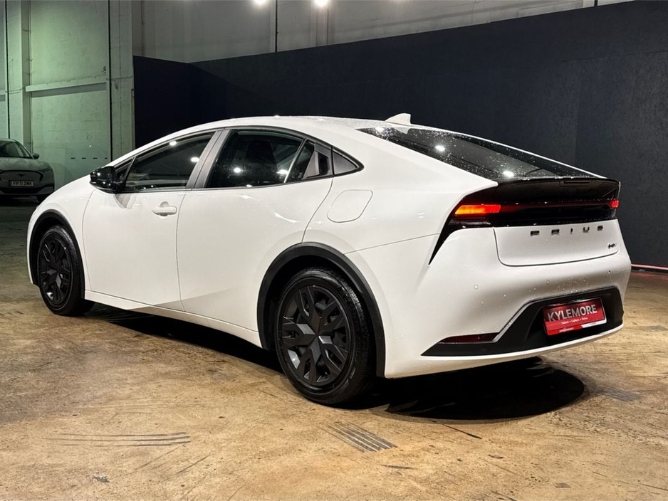 2024 Toyota Prius 1.8 HYBRID - NEW MODEL - CRUISE CONTROL - REVERSE CAMERA - MULTI FUNCTION STEERING WHEEL - €31,950