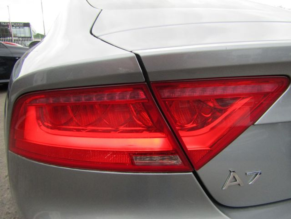 2012 Audi A7 - image 37