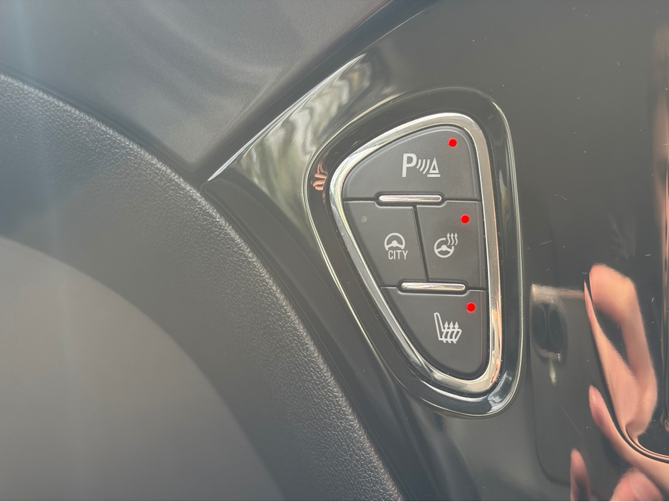 2016 Opel Corsa - image 13