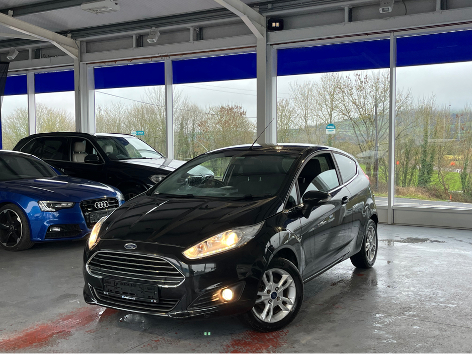 2017 Ford Fiesta ZETEC 1.2 petrol 60 bhp manual €9,950