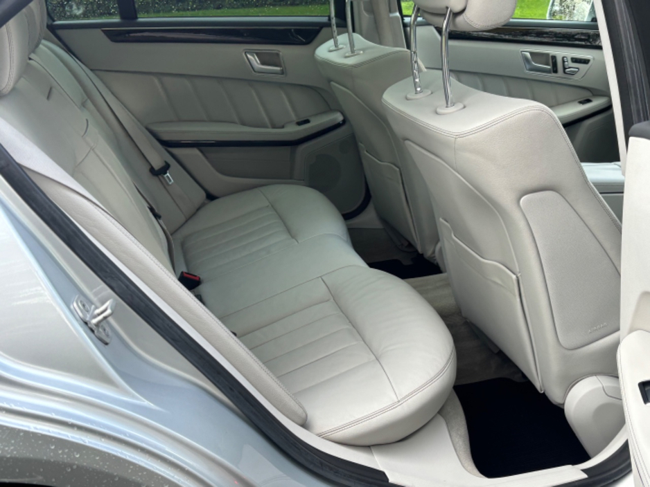 2015 Mercedes-Benz E Class - image 11