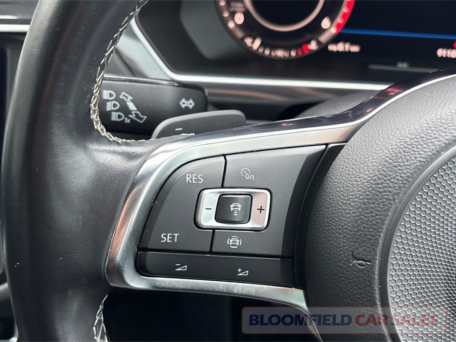 2018 Volkswagen Tiguan 4 MOTION R-LINE , DSG // IMMACULATE €29,950