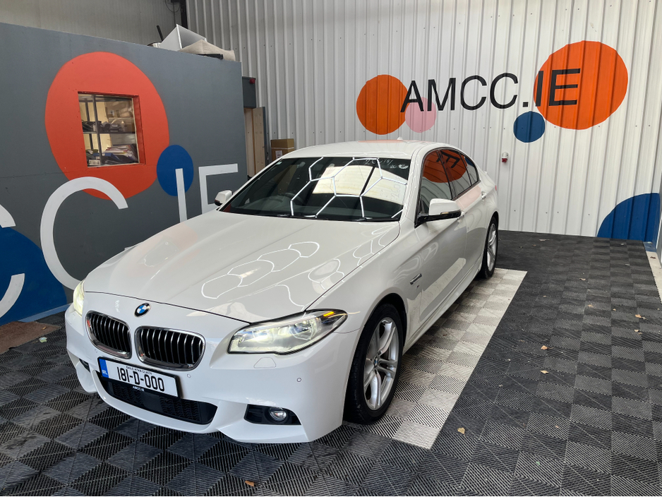 2017 BMW 5 Series - image 6