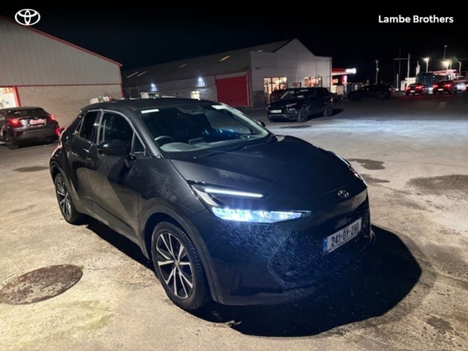 2024 Toyota C-HR - image 13