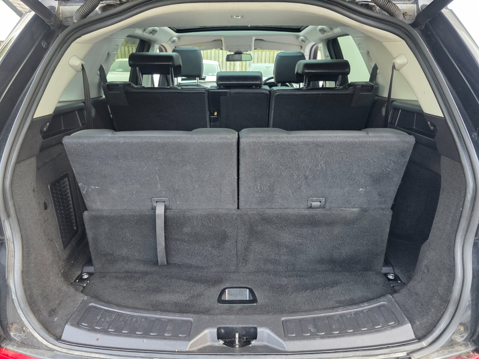 2017 Land Rover Discovery Sport - image 14