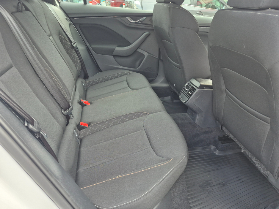 2023 Skoda Kamiq - image 5