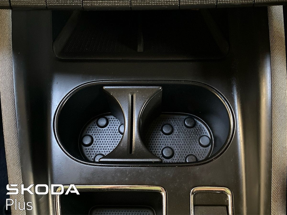 2023 Skoda Enyaq - image 25