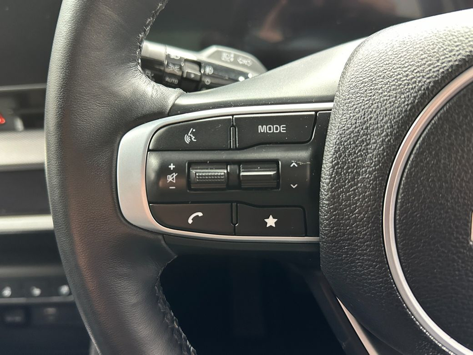 2024 Kia Sportage - image 16