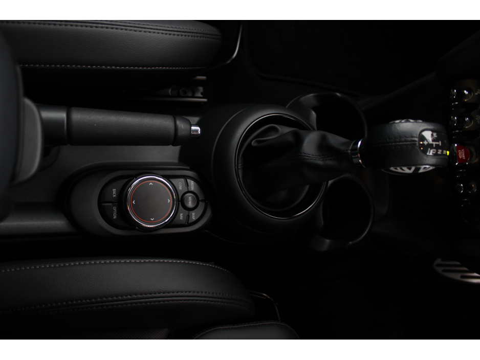 2019 MINI Cooper 1/5D COOPER SPORT EDITION WITH ONKLYB 79,000KM'S // WHAT A CAR // HEATED LEATER RECARO TYPE SEATS // WELL WOTH VIEWING // BUY WITH CONFIDENCE AA AND SIMI APPROVED DEALER 2026 // FINANCE ARRNAGED // €17,950