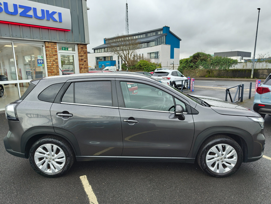 2023 Suzuki S-CROSS 1.4 Mild Hybrid Motion €24,950