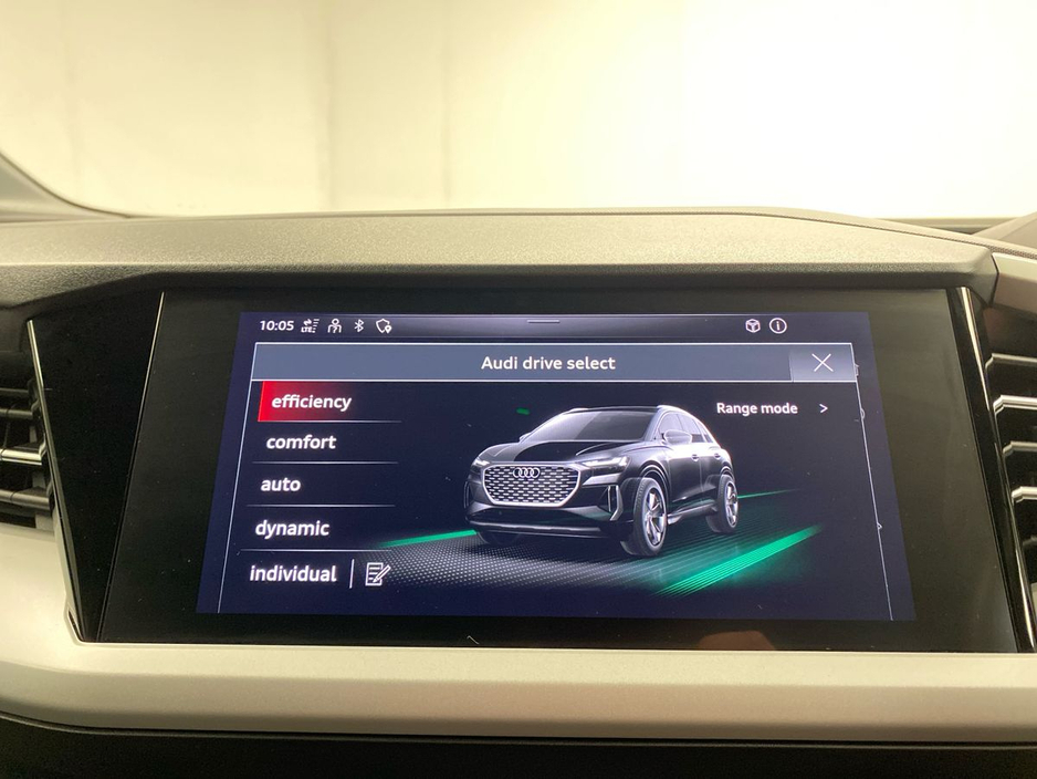 2024 Audi e-tron - image 22