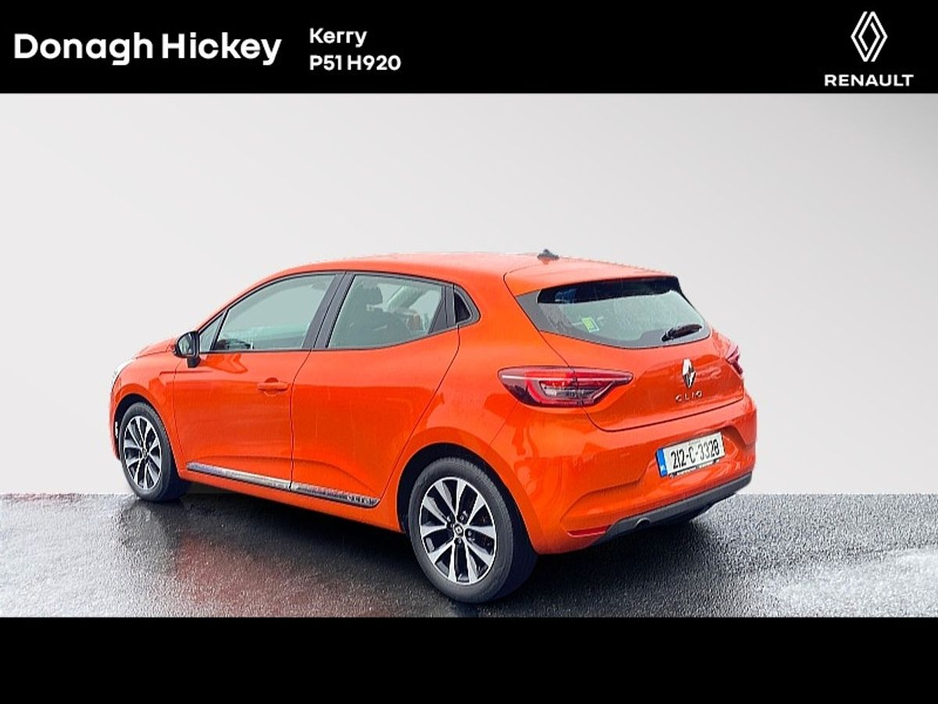 2021 Renault Clio Dynamique TCe 100 €15,900