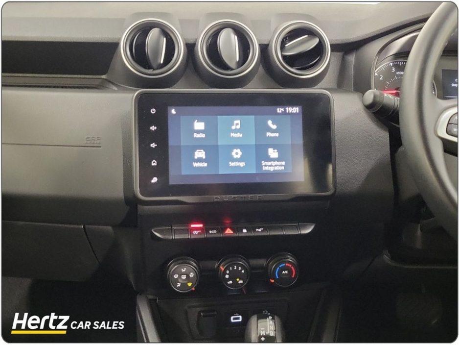 2023 Dacia Duster - image 14