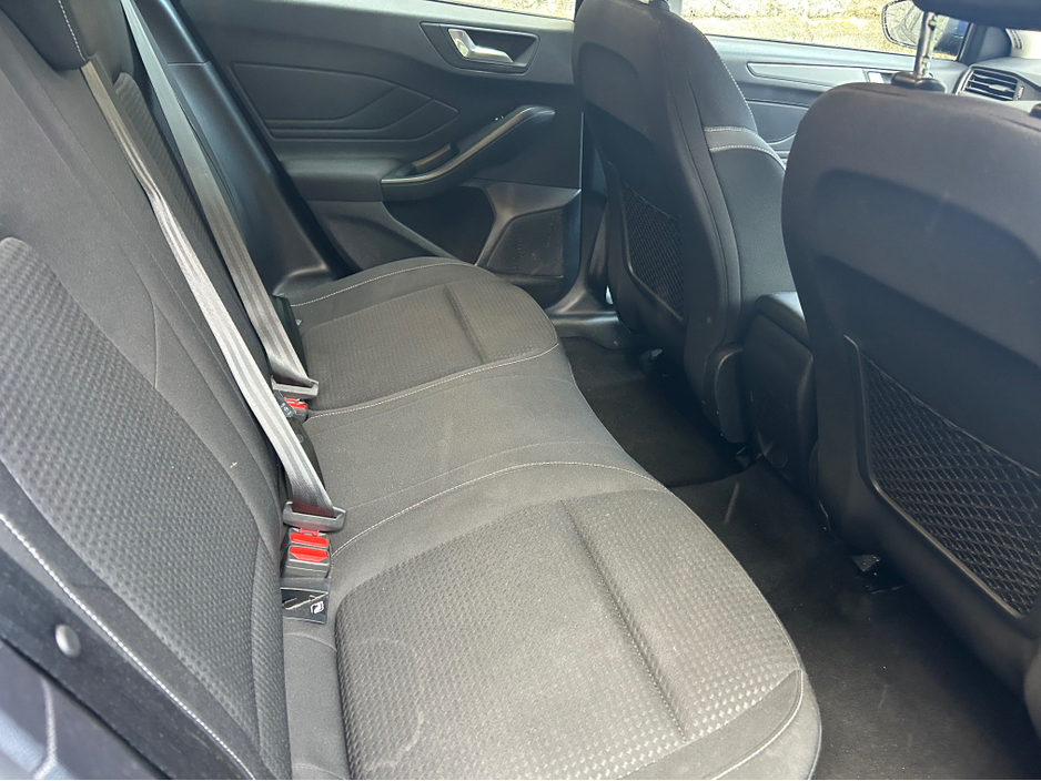 2023 Ford Focus - image 8