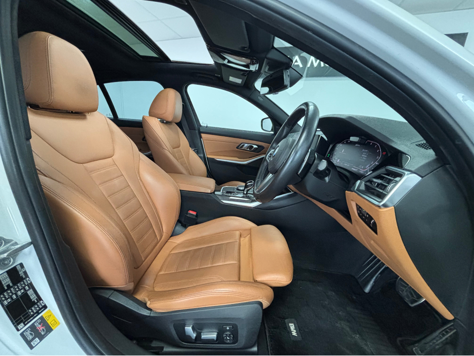 2019 BMW 3 Series - image 15