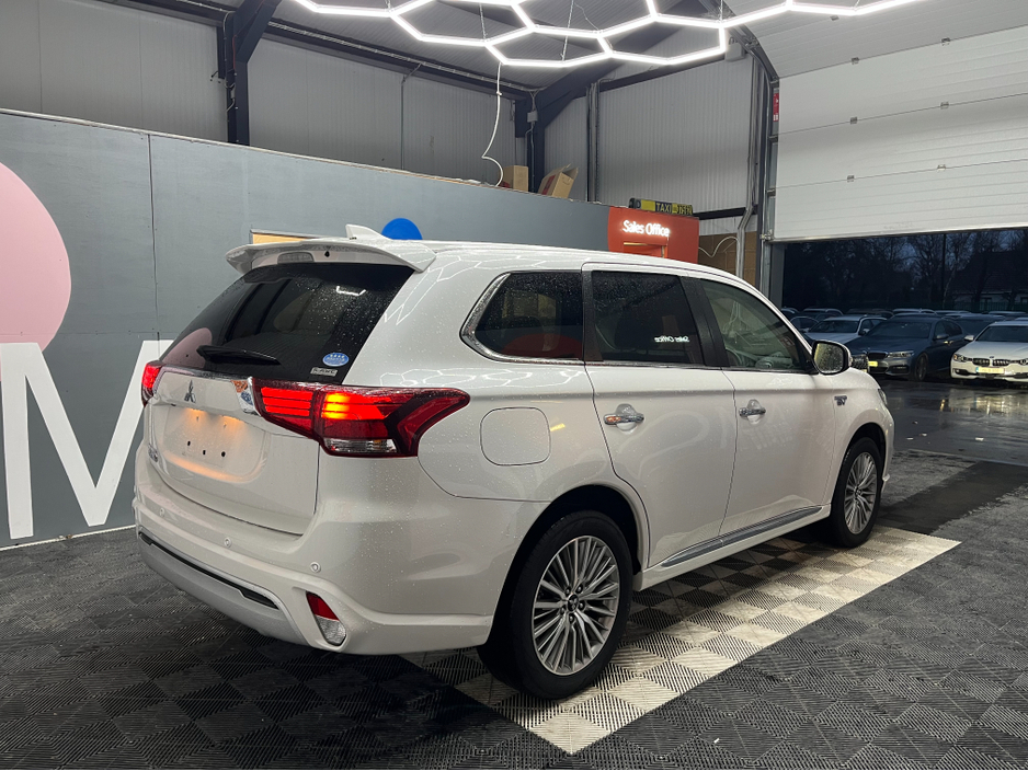 2020 Mitsubishi Outlander €23950 2020 MITSUBISHI OUTLANDER G 4WD 2.4 AUTOMATIC / CRUISE CONTROL / HEATED SEATS €23,950