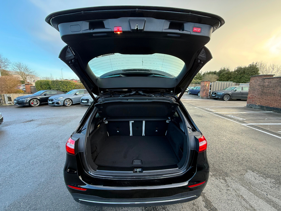 2020 Mercedes-Benz B Class - image 14