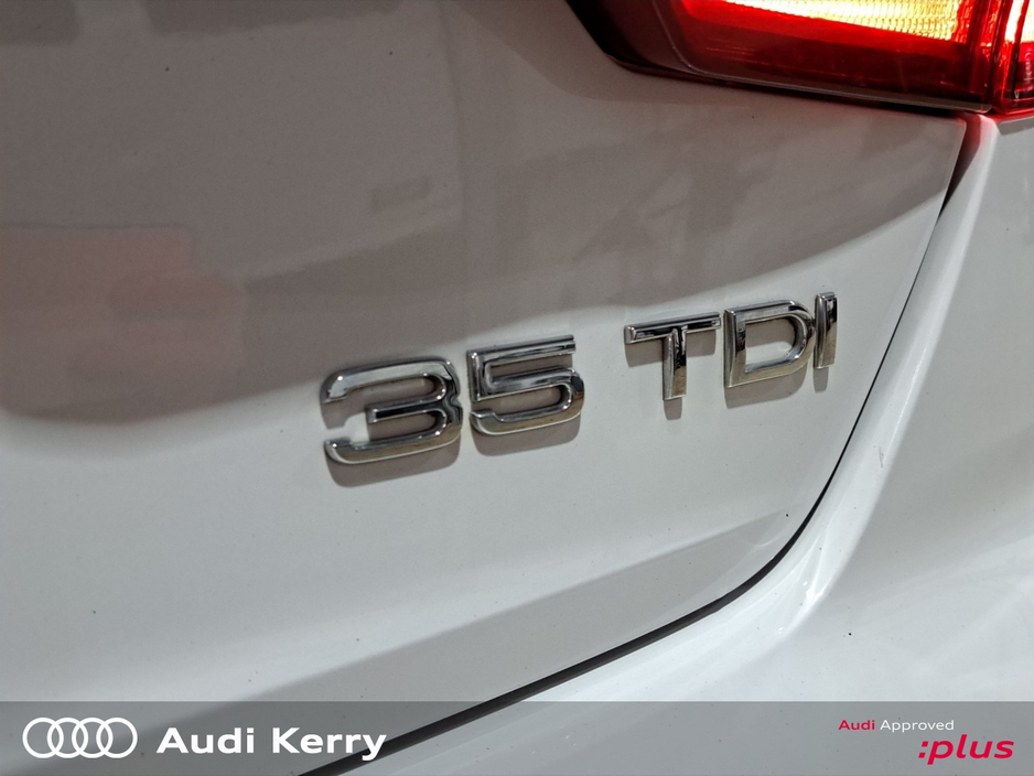 2021 Audi A4 A4 2.0 TDI 35 TECHNIK 163PS 4DR A €31,900